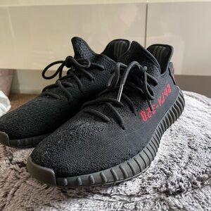 Adidas Yeezy boost 350 V2 2017 black/red